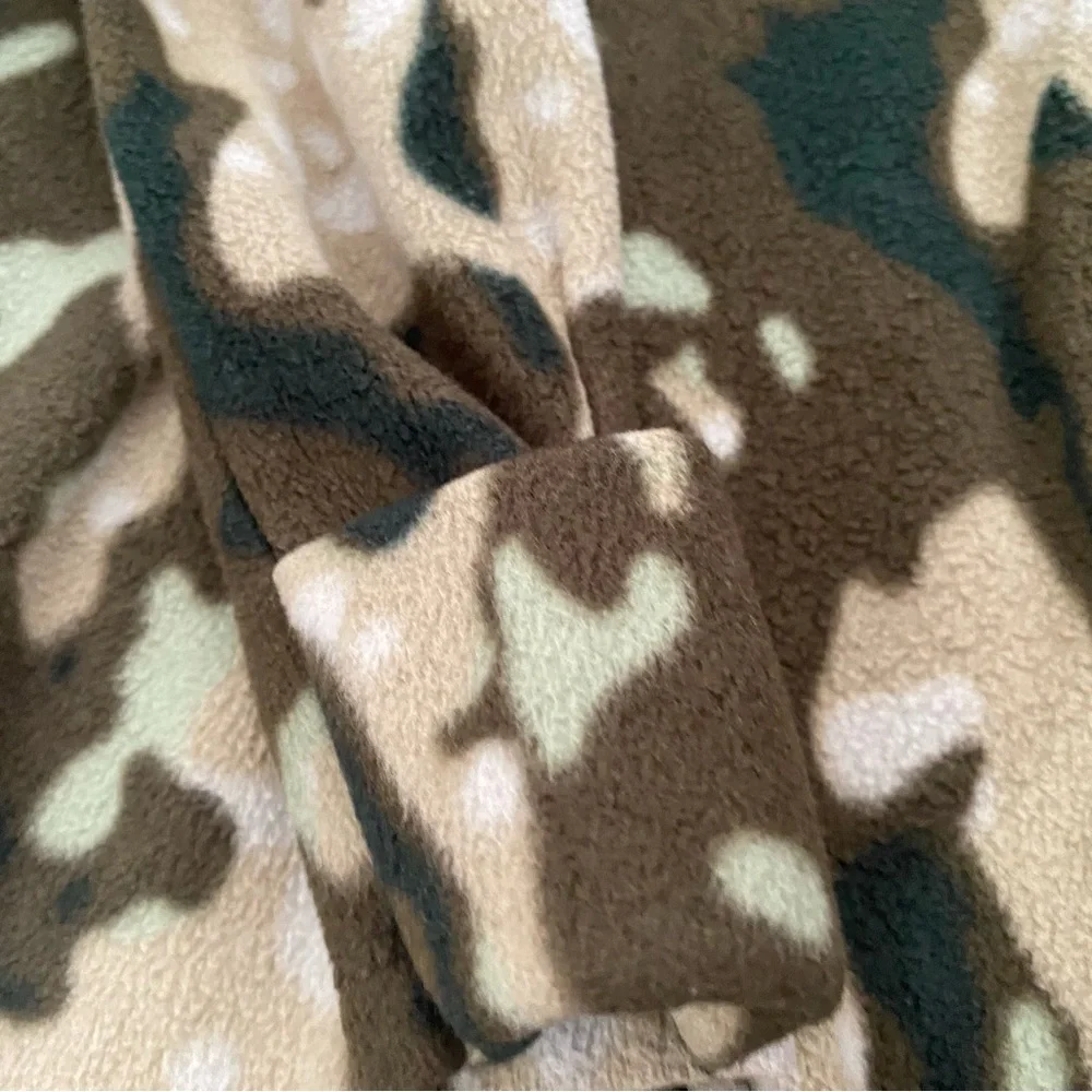 Nike camo footed pajamas size 3 months fleece warm cozy boys girls